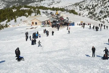 Derbent Aladağ Kayak Merkezi: Konya Kayak Tatili