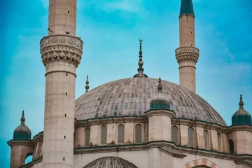 Seyhan Gezilecek Tarihi Yerler - En Güzel 17 Yer