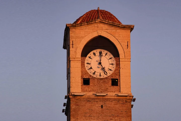 5. Adana Büyük Saat Kulesi