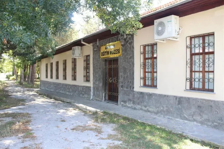 Akpınar Eğitim Müzesi