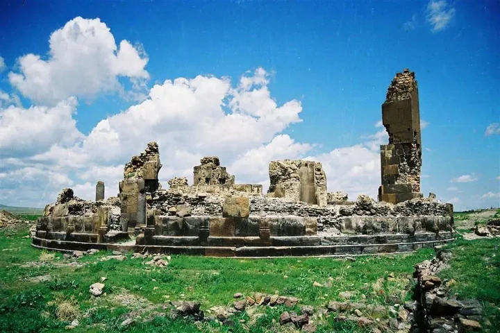 10. Gagik Kilisesi