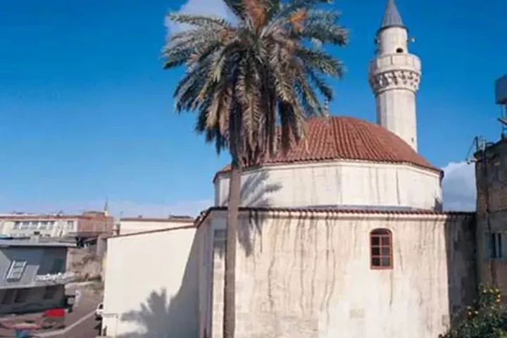 12. Hasan Ağa Camii