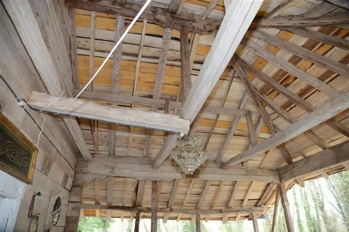 10. Karacalı Mahallesi Ahşap Cami