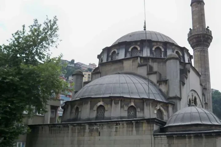 10. Kozlu Aziziye Cami