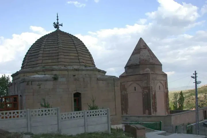 Melikgazi Türbesi
