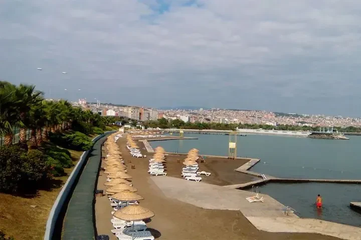 17. Mert Plajı