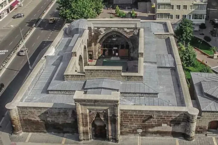 Sahabiye Medresesi