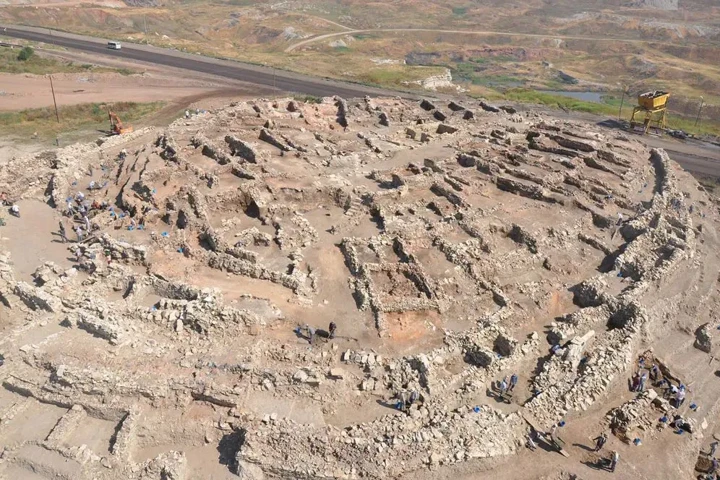 6. Seyitömer Höyük