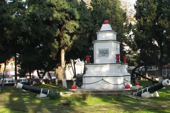 20. Sinop Deniz Şehitleri Anıtı