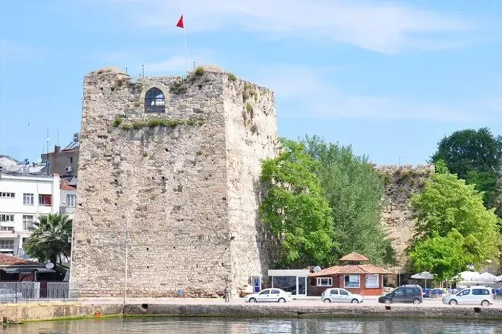 1. Sinop Kalesi