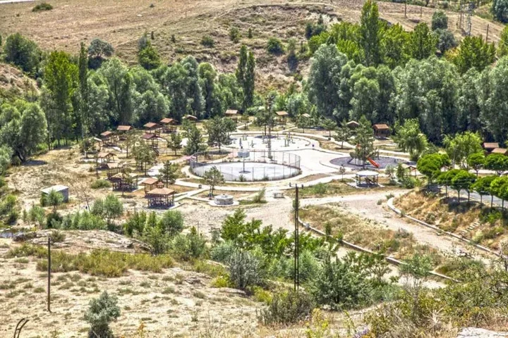 13. Sivas Soğuk Çermik Kaplıcası