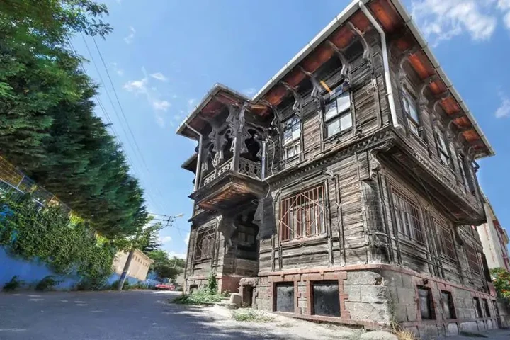 Tarihi Çorlu Evi