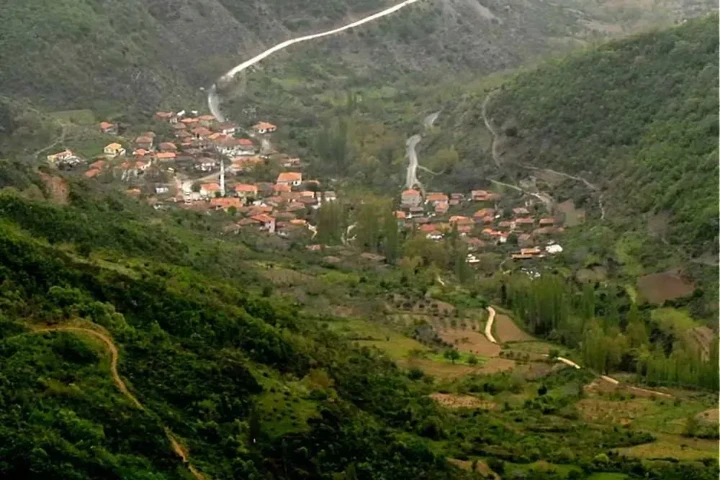 Uçmakdere