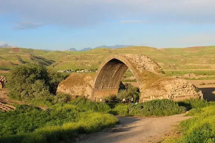 Yafes Köprüsü